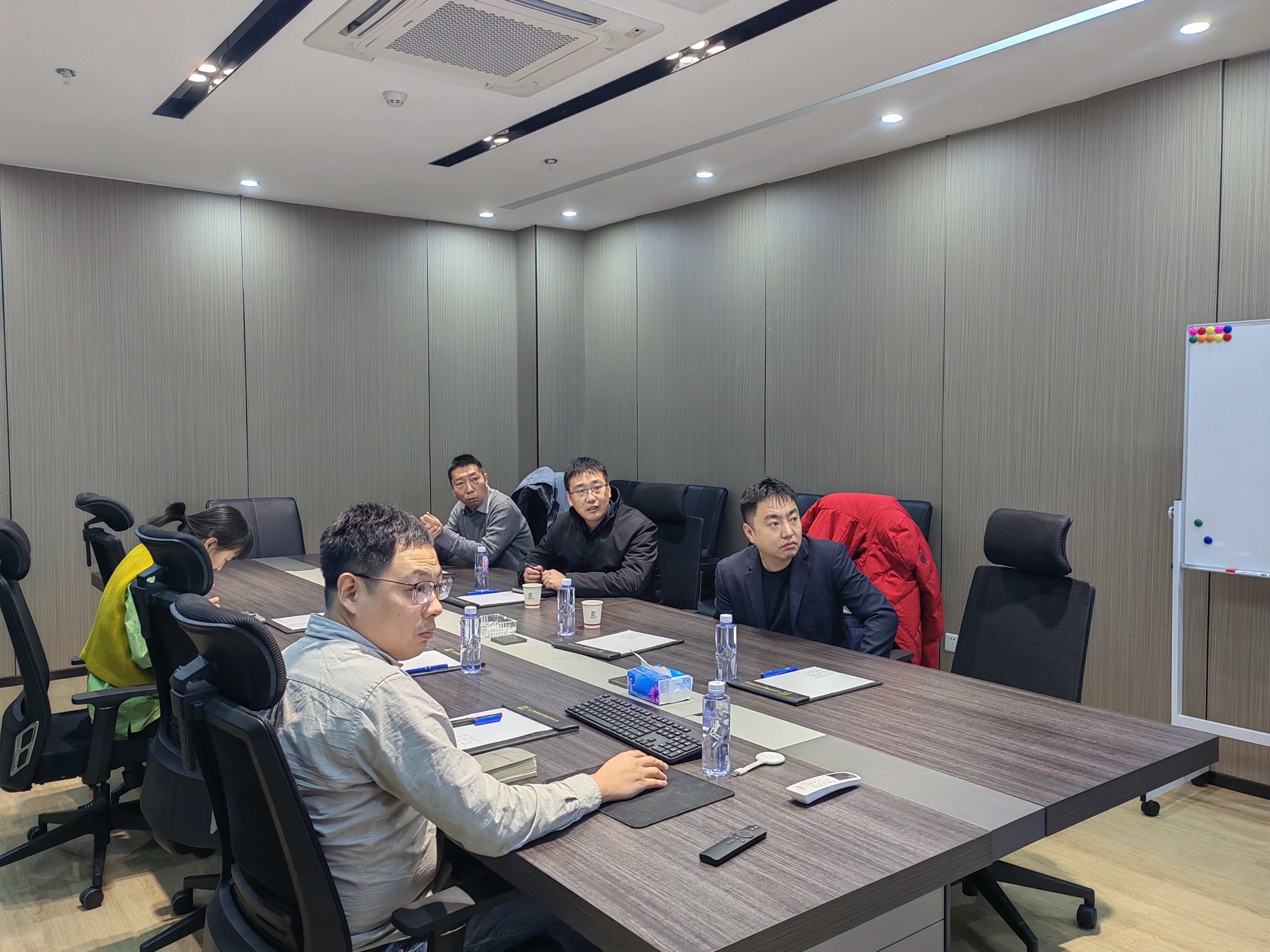 历城区工信局田局一行莅临香蕉视频调研指导工作